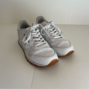 Reebok Women’s 5.5 Retro Classic Leather White Shoes sneakers